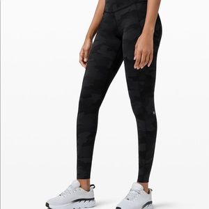 Lululemon Fast and Free Brushed Fabric High-Rise leggings 28”